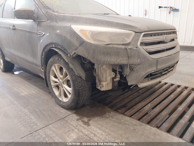 1FMCU9GD1HUD70145 Ford ESCAPE SE