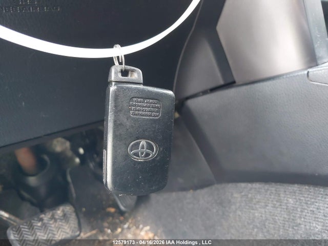 Продаж на аукціоні авто 2017 Toyota Rav4 Hv Se, vin: JTMJJREV2HD110434, номер лоту: 12579173