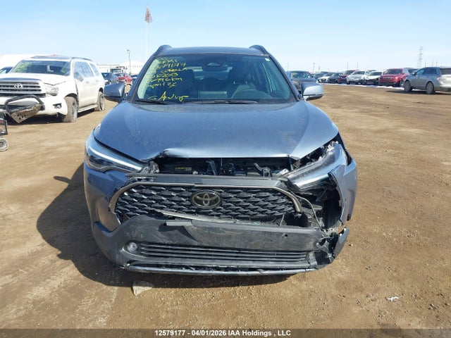 12579177 :رقم المزاد ، 7MUDAABG4RV102013 vin ، 2024 Toyota Corolla Cross Xle مزاد بيع