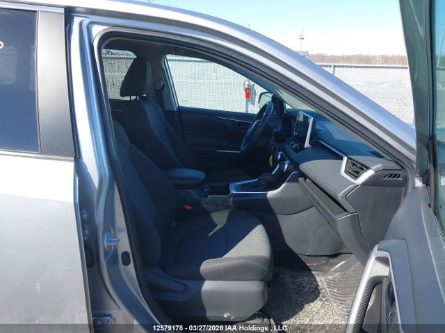 12579178 :رقم المزاد ، 2T3B1RFV8RC487178 vin ، 2024 Toyota Rav4 Le مزاد بيع