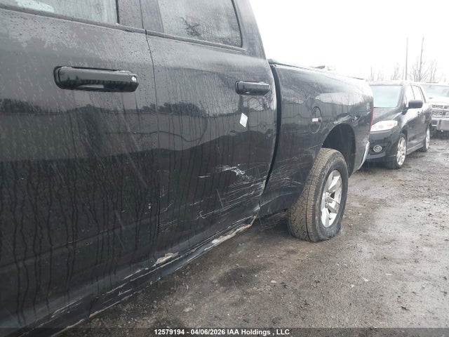 12579194 :رقم المزاد ، 1C6RR7FG4JS157490 vin ، 2018 Ram 1500 St مزاد بيع