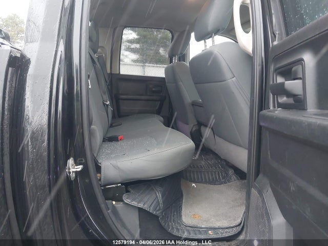 12579194 :رقم المزاد ، 1C6RR7FG4JS157490 vin ، 2018 Ram 1500 St مزاد بيع