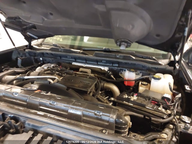 2GC4YPEY3R1135976 Chevrolet Silverado 2500hd Ltz