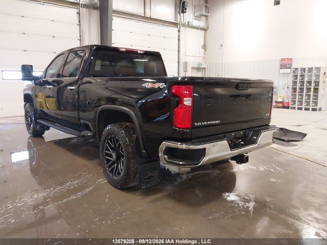 2GC4YPEY3R1135976 Chevrolet Silverado 2500hd Ltz
