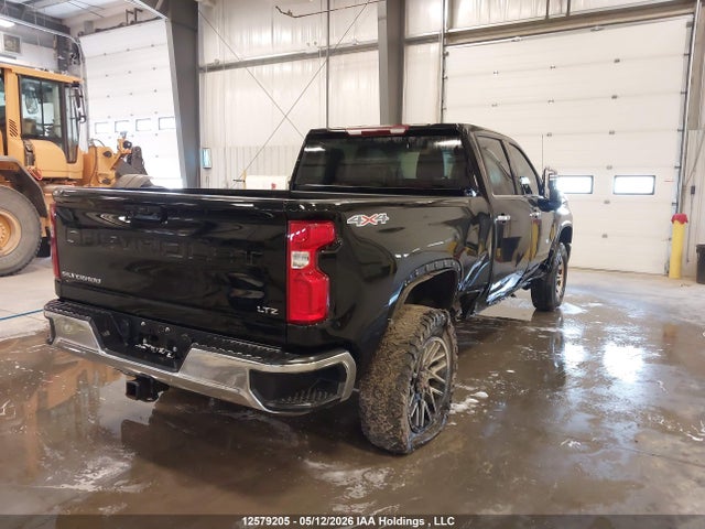 2GC4YPEY3R1135976 Chevrolet Silverado 2500hd Ltz