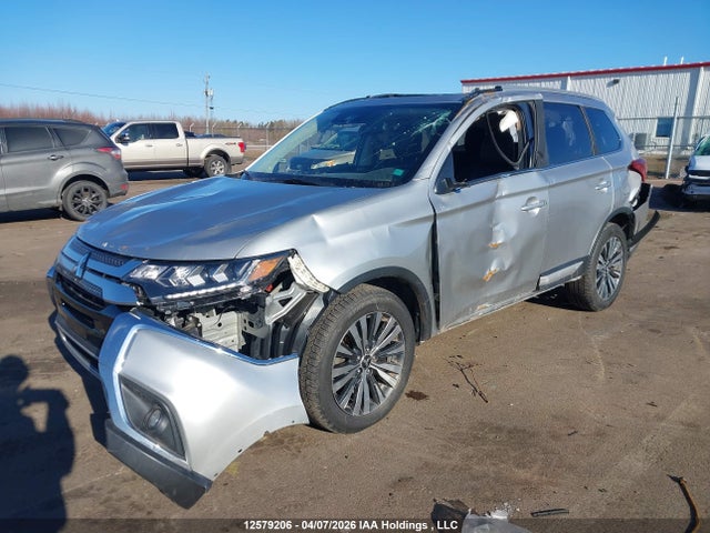 12579206 :رقم المزاد ، JA4AZ2A37LJ600344 vin ، 2020 Mitsubishi Outlander Es/ex/ex-l مزاد بيع