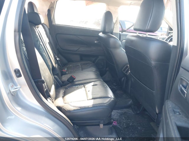 12579206 :رقم المزاد ، JA4AZ2A37LJ600344 vin ، 2020 Mitsubishi Outlander Es/ex/ex-l مزاد بيع