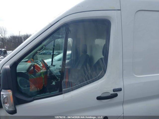 12579210 :رقم المزاد ، 1FTYR2CM7KKB44834 vin ، 2019 Ford Transit-250 مزاد بيع