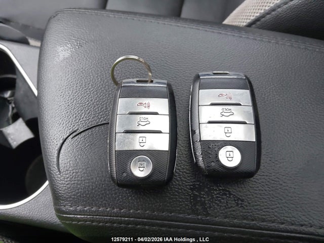 KNAGR4A60F5581460 KIA OPTIMA SX
