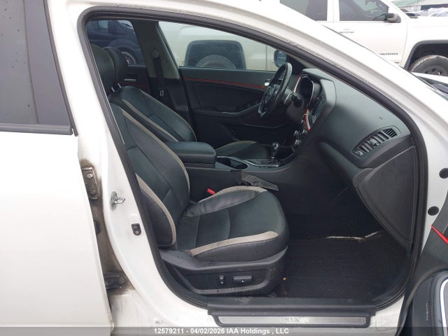 KNAGR4A60F5581460 KIA OPTIMA SX