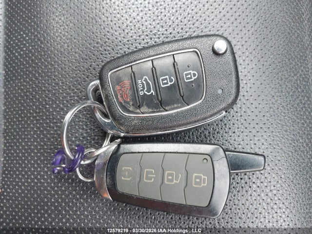 KM8J33A42HU573951 Hyundai Tucson Limited/sport And Eco/se