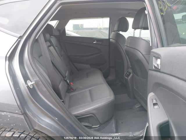 KM8J33A42HU573951 Hyundai Tucson Limited/sport And Eco/se