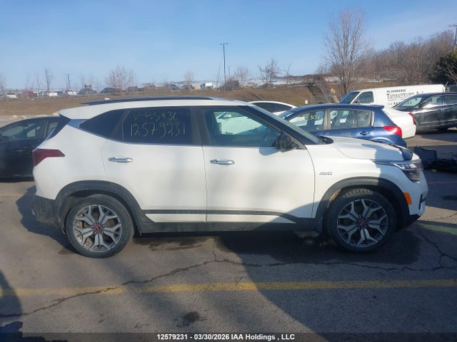 2021 Kia Seltos Sx Turbo მანქანა იყიდება აუქციონზე, vin: KNDETCA23M7135436, აუქციონის ნომერი: 12579231