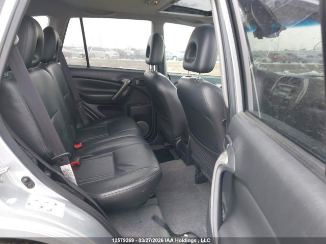 2004 Toyota Rav4 მანქანა იყიდება აუქციონზე, vin: JTEHD20V646005118, აუქციონის ნომერი: 12579269