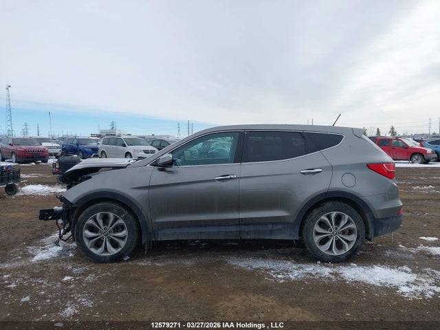 Продажа на аукционе авто 2013 Hyundai Santa Fe Sport 2.0t Limited, vin: 5XYZUDLA2DG061261, номер лота: 12579271