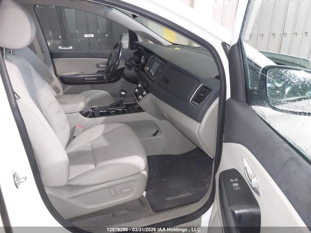 KIA Sedona 2020 KNDMB5C15L6656242 Image 5