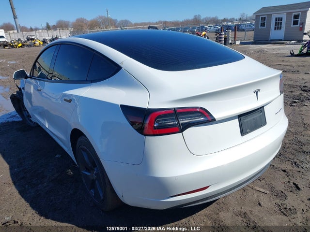 Продажа на аукционе авто 2022 Tesla Model 3, vin: 5YJ3E1EB0NF332706, номер лота: 12579301