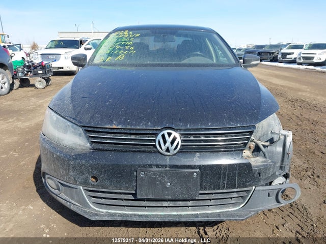 3VWWL7AJ3EM413002 Volkswagen JETTA TDI
