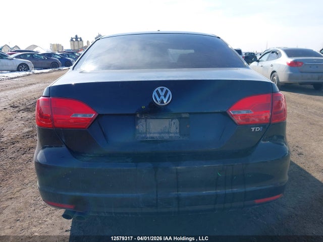 3VWWL7AJ3EM413002 Volkswagen JETTA TDI