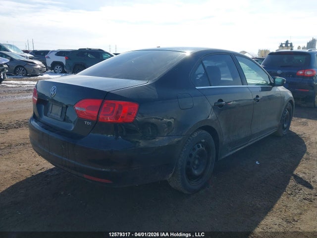 3VWWL7AJ3EM413002 Volkswagen JETTA TDI