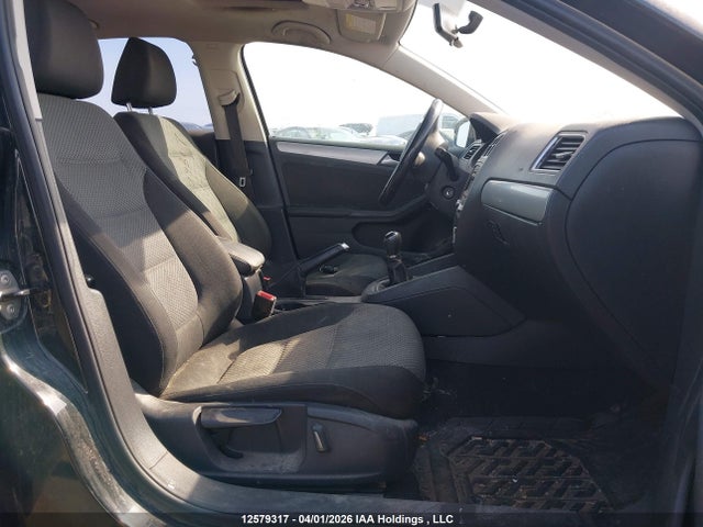 3VWWL7AJ3EM413002 Volkswagen JETTA TDI