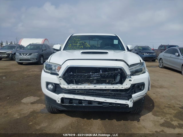 2019 Toyota Tacoma Double Cab/sr5/trd Sport/trd Off Road მანქანა იყიდება აუქციონზე, vin: 5TFDZ5BNXKX043249, აუქციონის ნომერი: 12579319