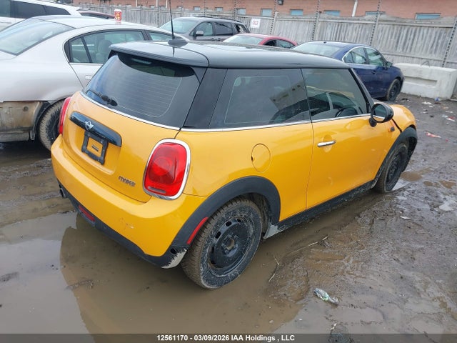 Mini 3 Door Cooper 2017 WMWXP5C54H2D16029 Image 4