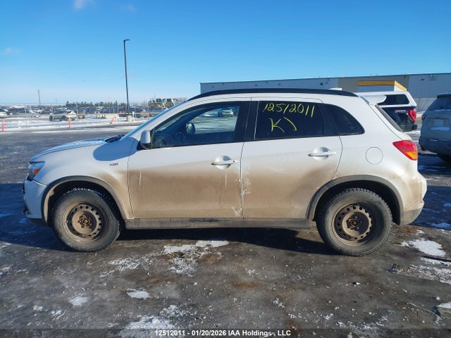 JA4AJ4AW1JZ600674 Mitsubishi RVR