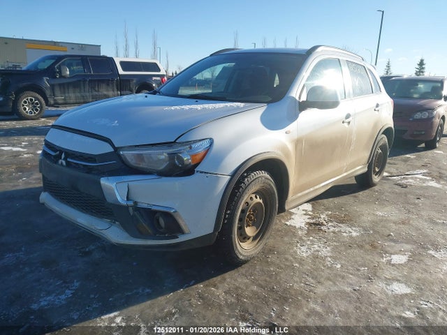 JA4AJ4AW1JZ600674 Mitsubishi RVR