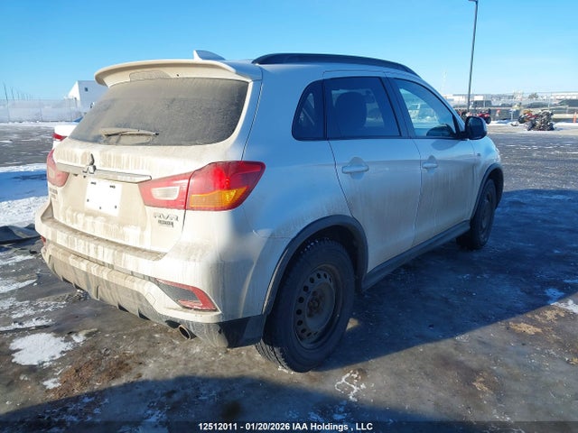 JA4AJ4AW1JZ600674 Mitsubishi RVR