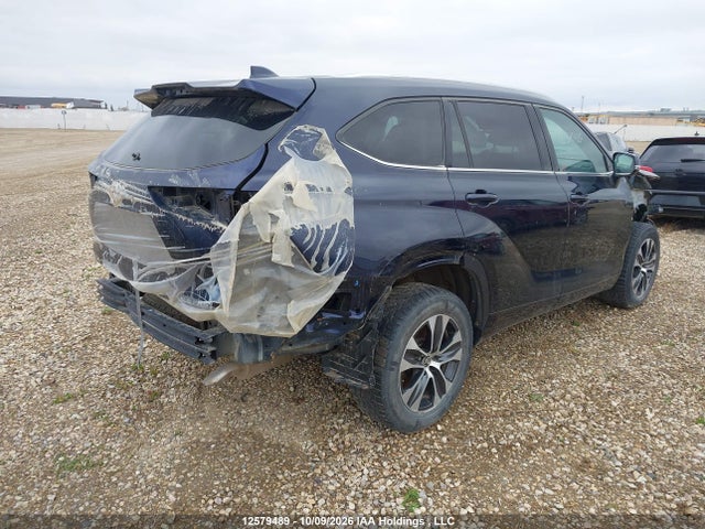 Продажа на аукционе авто 2021 Toyota Highlander Xle, vin: 5TDGZRBHXMS528899, номер лота: 12579489