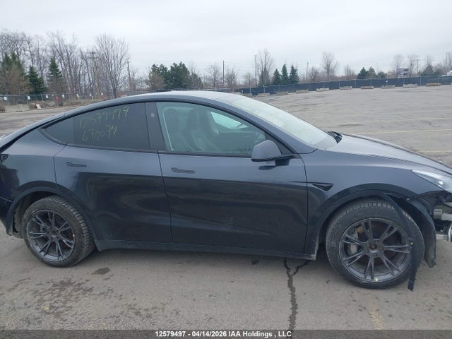 2024 Tesla Model Y Long Range მანქანა იყიდება აუქციონზე, vin: LRWYGDEE8RC670074, აუქციონის ნომერი: 12579497
