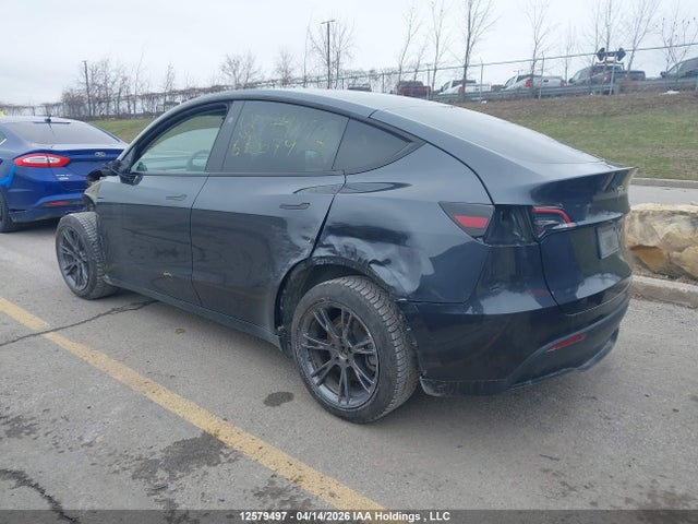 2024 Tesla Model Y Long Range მანქანა იყიდება აუქციონზე, vin: LRWYGDEE8RC670074, აუქციონის ნომერი: 12579497