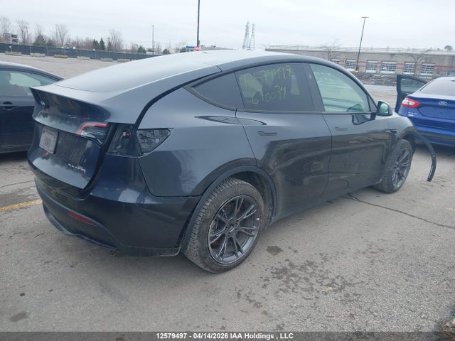 2024 Tesla Model Y Long Range მანქანა იყიდება აუქციონზე, vin: LRWYGDEE8RC670074, აუქციონის ნომერი: 12579497