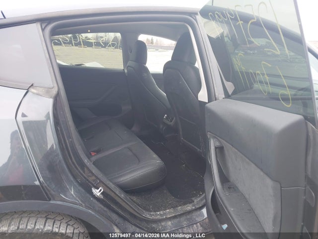 2024 Tesla Model Y Long Range მანქანა იყიდება აუქციონზე, vin: LRWYGDEE8RC670074, აუქციონის ნომერი: 12579497
