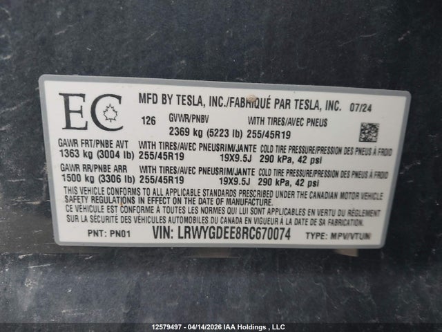 2024 Tesla Model Y Long Range მანქანა იყიდება აუქციონზე, vin: LRWYGDEE8RC670074, აუქციონის ნომერი: 12579497