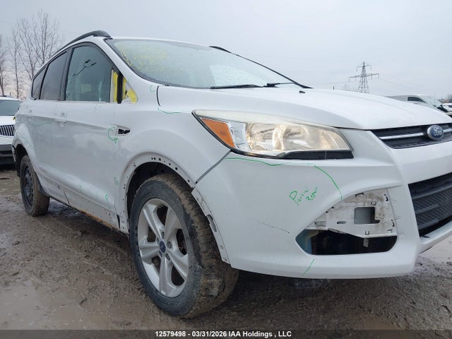 1FMCU9GX8GUA46618 Ford Escape