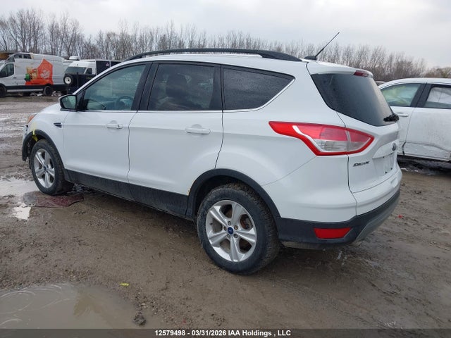 1FMCU9GX8GUA46618 Ford Escape