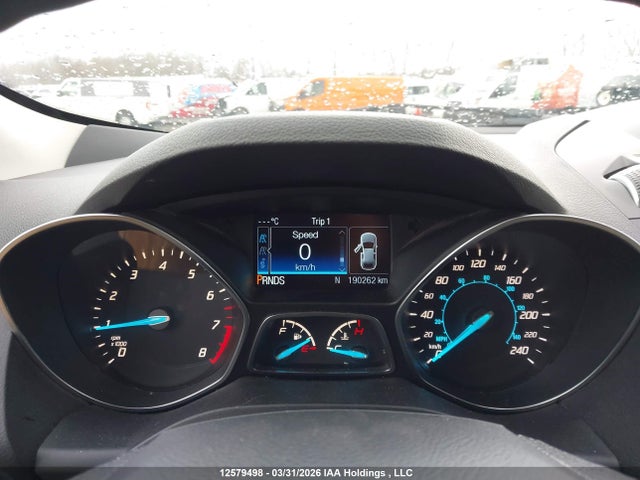 1FMCU9GX8GUA46618 Ford Escape