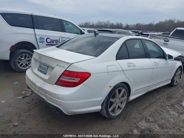Продажа на аукционе авто 2013 Mercedes-benz C 350 4matic, vin: WDDGF8JB0DA827272, номер лота: 12579514