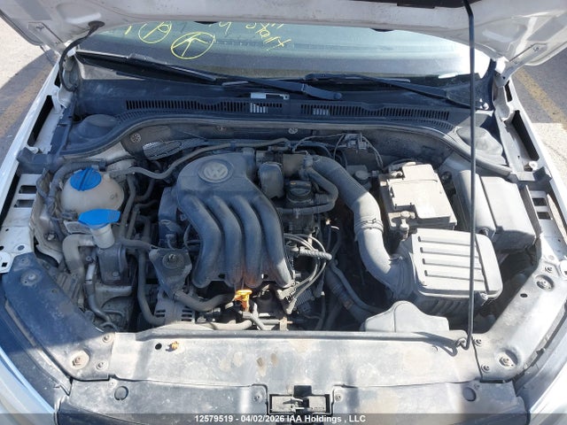 12579519 :رقم المزاد ، 3VW2K7AJXDM418049 vin ، 2013 Volkswagen Jetta مزاد بيع
