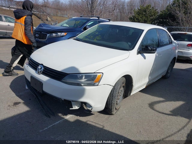 12579519 :رقم المزاد ، 3VW2K7AJXDM418049 vin ، 2013 Volkswagen Jetta مزاد بيع