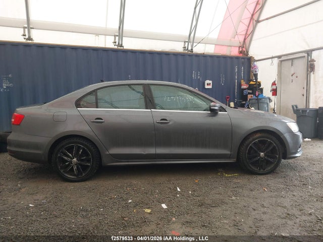 3VWL07AJ9FM246870 Volkswagen JETTA SEL