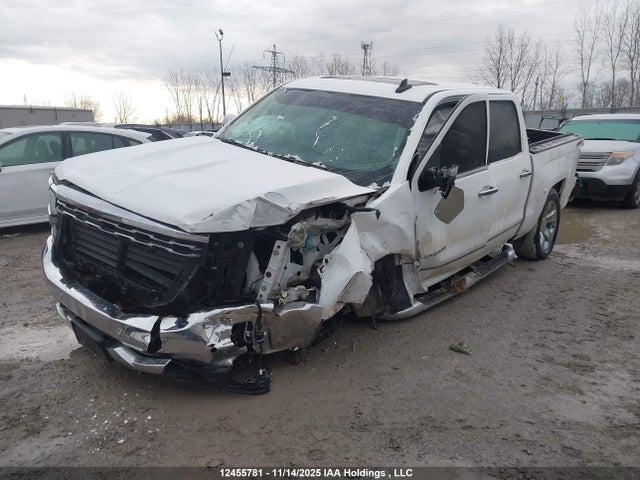 3GCUKSEJ4JG608139 Chevrolet Silverado 1500 1lz/2lz