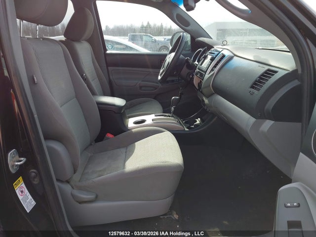 12579632 :رقم المزاد ، 5TFMU4FN1DX017449 vin ، 2013 Toyota Tacoma V6 مزاد بيع