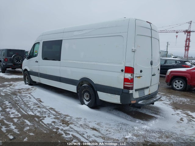 2008 Dodge Sprinter Van 2500 High Roof მანქანა იყიდება აუქციონზე, vin: WD0BE845685293942, აუქციონის ნომერი: 12579670