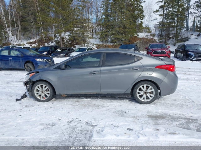 Продажа на аукционе авто 2013 Hyundai Elantra Gl, vin: 5NPDH4AE5DH338417, номер лота: 12579738