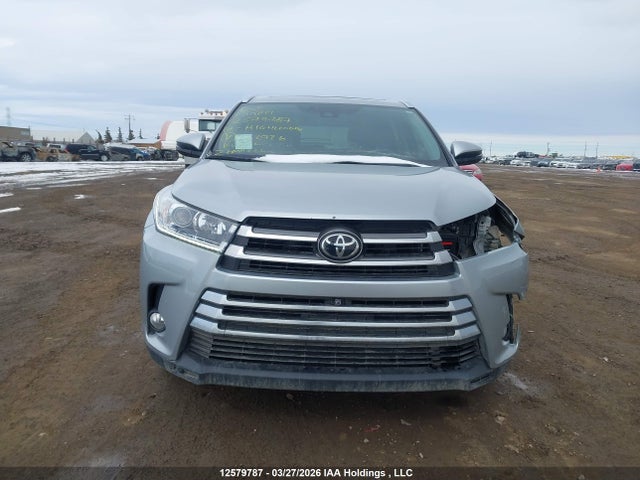12579787 :رقم المزاد ، 5TDDZRFH1HS362923 vin ، 2017 Toyota Highlander Limited/ltd Platinum مزاد بيع