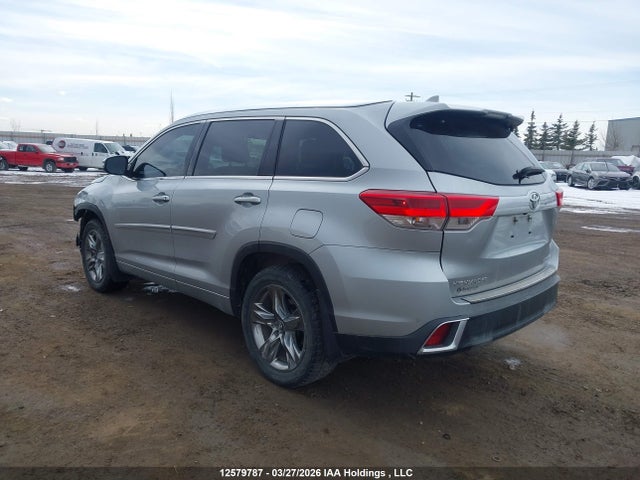 12579787 :رقم المزاد ، 5TDDZRFH1HS362923 vin ، 2017 Toyota Highlander Limited/ltd Platinum مزاد بيع