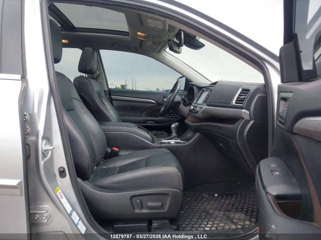 12579787 :رقم المزاد ، 5TDDZRFH1HS362923 vin ، 2017 Toyota Highlander Limited/ltd Platinum مزاد بيع